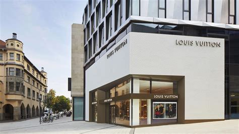 louis vuitton breuninger stuttgart|Louis Vuitton .